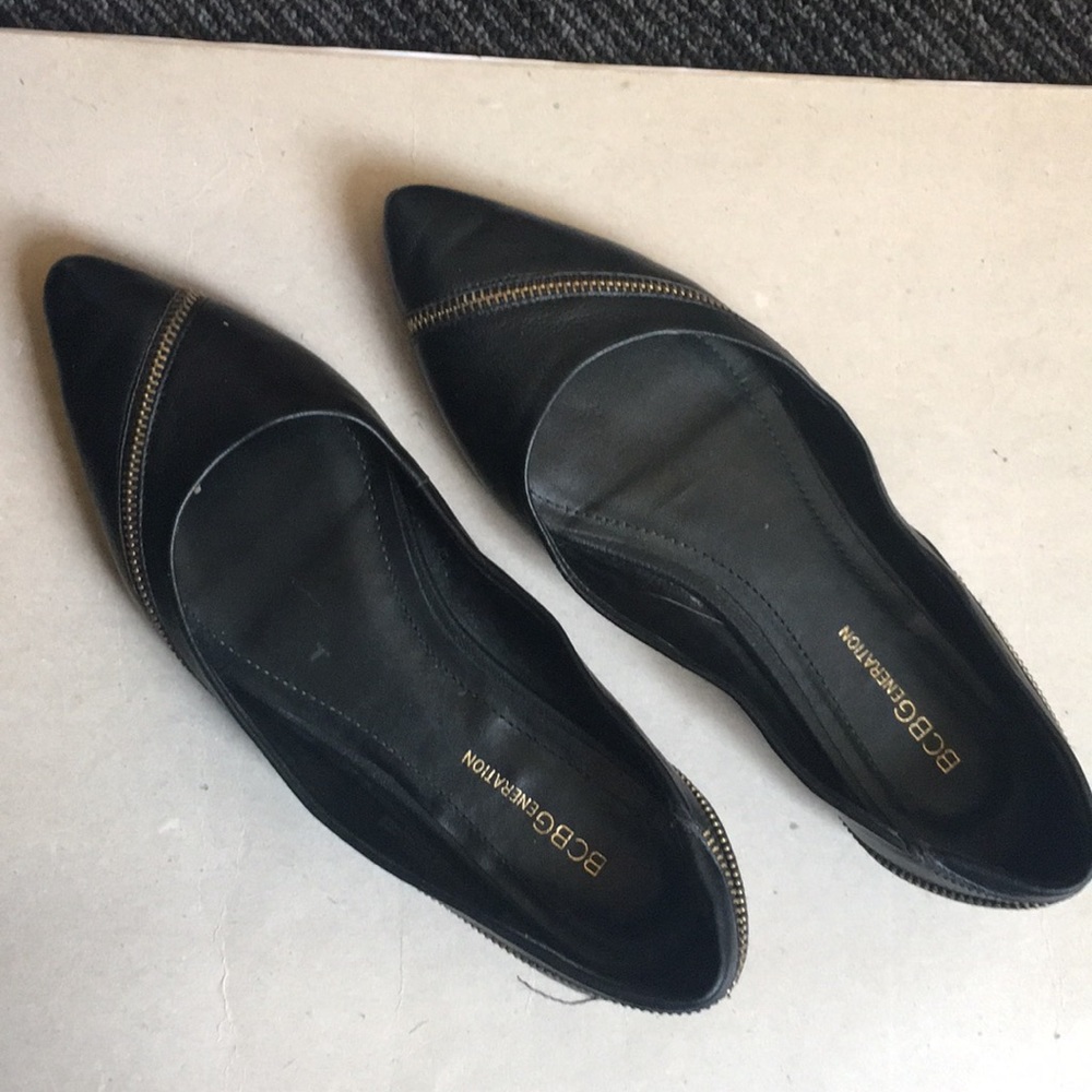 BCBG flats